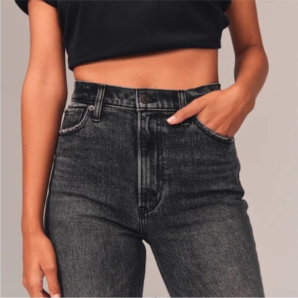 Abercrombie & FitchLong Ultra High Rise Straight Jeans Ripped Washed Black - Picture 2 of 9